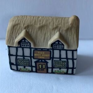 Wade England Whimsey on Why #5 Inn